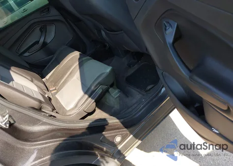 2018 Ford Escape S from USA, damaged, VIN 1FMCU0F71JUC06326